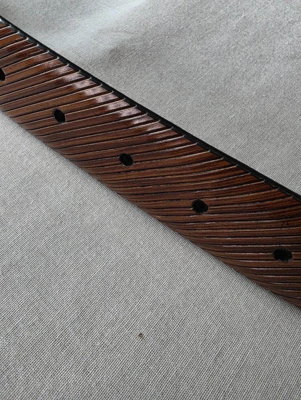 Johnston and Murphy Men's Size 34 Diagonal-Etched Tan Leather Belt MSRP $79.50